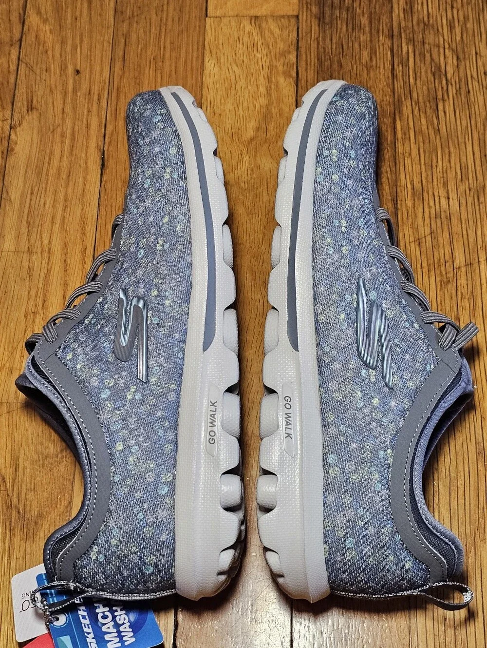 Skechers Go Walk Go Go Mat Slip On Blue Floral Sneakers Women's Size 8.5 NWT